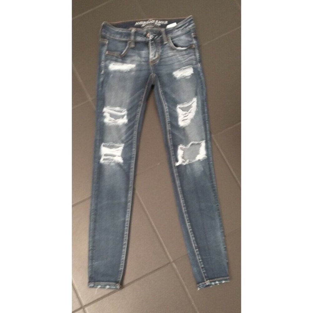 American Eagle Super Stretch Size 0 Jegging Women's Destroyed Jeans